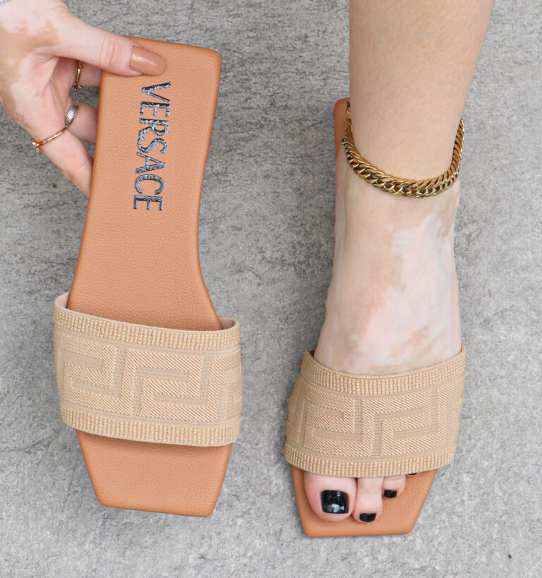 Sandalia Plana Versace